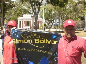 El satelite Simón Bolívar presente